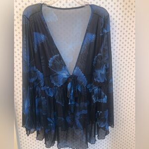 💙💙SUPER SEXY SEE THROUGH PLUS SIZE 5X FLOWY TOP!💙💙